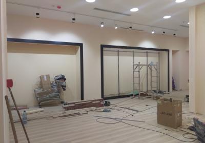 SPATIU COMERCIAL DIN MALL DUPA RENOVARE