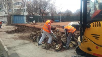 SAPAREA FUNDATIEI SI EVACUAREA SURPLUSULUI